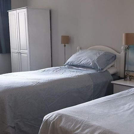 Seafront Apartment, Ground Floor, Free Parking Newcastle  Buitenkant foto